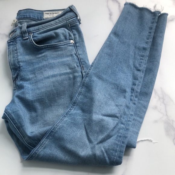 Rag & Bone Mid Rise Distressed Skinny Ankle Raw Hem Jean Size 29 - Picture 9 of 13